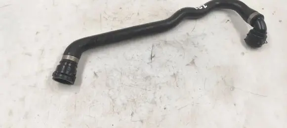 BMW 1 E82 E88 Engine coolant pipe/hose 1437865