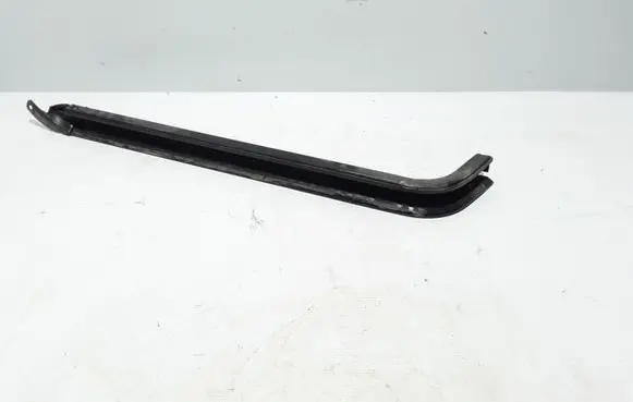 Chrysler Pacifica Sliding door middle roller runner 68186026AA
