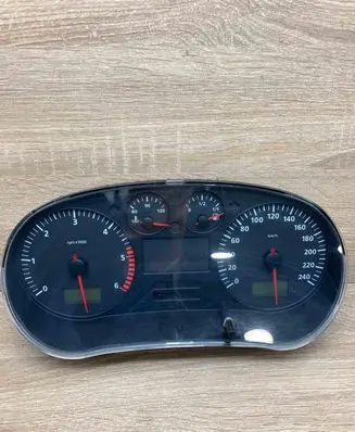 Seat Toledo II (1M) Speedometer (instrument cluster) 1M0920801B 110080074