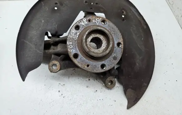 Peugeot 508 RXH Front wheel hub