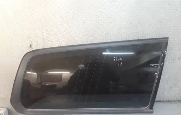 Volvo V70 Rear side window 