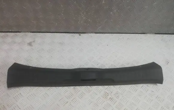 Citroen C4 Cactus Trunk/boot sill cover protection 9801288377
