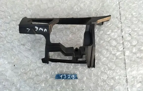 Volkswagen Golf VI Front bumper mounting bracket 5K0807723