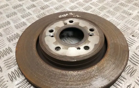 Honda CR-V Front brake disc