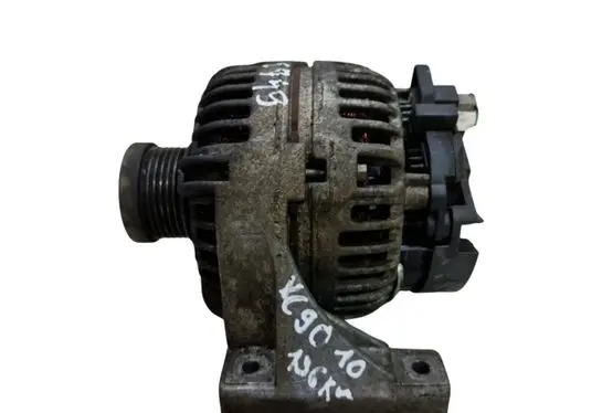Volvo XC90 Generator/alternator 30667787 0124525060