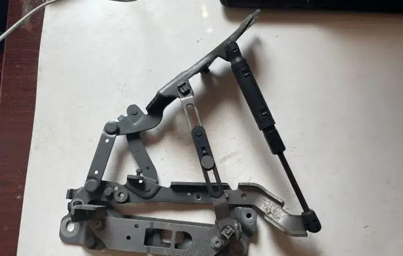 BMW 5 F10 F11 Engine bonnet/hood hinges 7191327