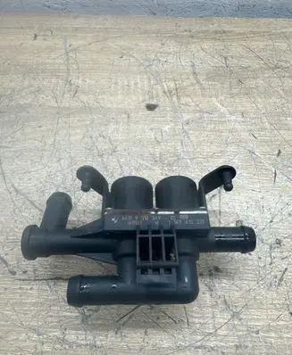 BMW 5 F10 F11 Coolant heater control valve 9310349 1147412221