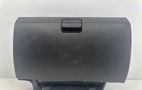Chevrolet Captiva Glove box 96630051