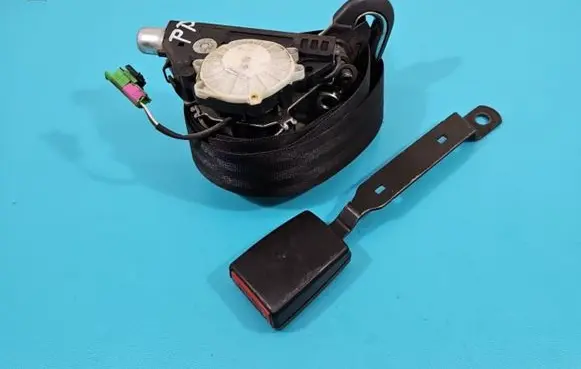 Skoda Roomster (5J) Front seatbelt 5J1857702A IMPRK1368142