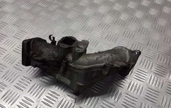 Opel Zafira B Intake manifold 8973858233