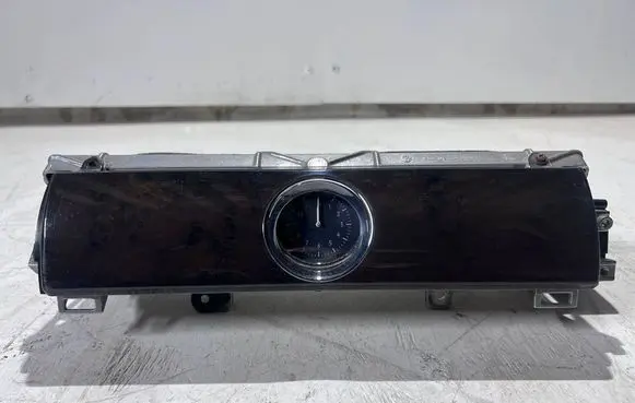 Volkswagen Phaeton Dash center air vent grill 3D1819144 3D1853578 4D0820511
