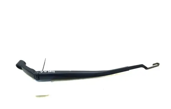 Toyota Urban Cruiser (XP110) Front wiper blade arm 8522152340