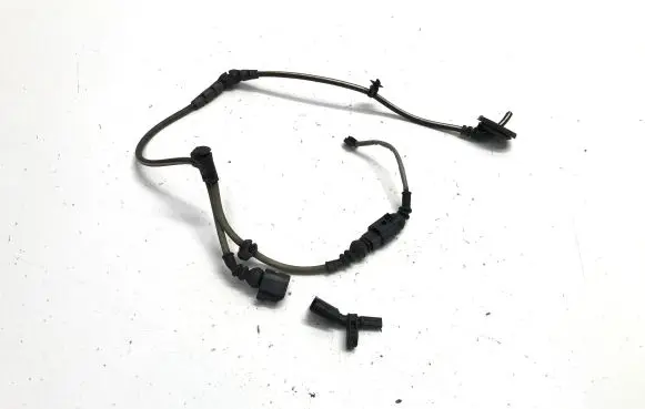 Volkswagen Golf VII ABS brake wheel speed sensor 10071152743