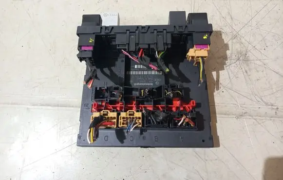 Volkswagen PASSAT B6 Comfort/convenience module 3C0937049AH