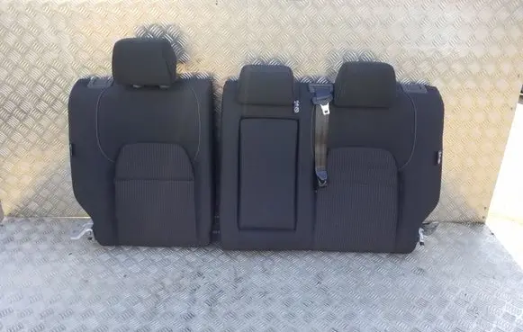 Nissan Qashqai J12 Rear seat 