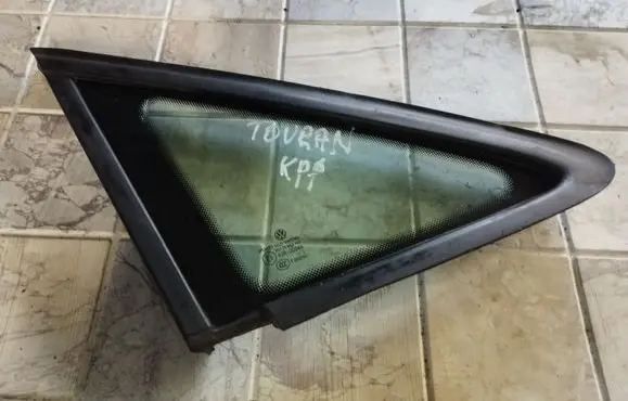 Volkswagen Touran I Front door vent window glass four-door 43R00048