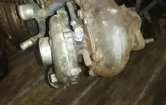 Volvo XC90 Turbo 8689592 0t2052v