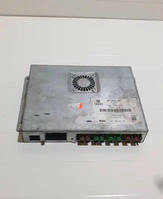 Audi A8 S8 D3 4E Radio/CD/DVD/GPS head unit 4F0919142 0005174