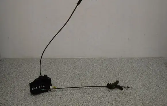 Nissan Micra C+C Rear door lock 14706989330