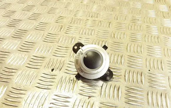 Mitsubishi Outlander Differential lock switch 