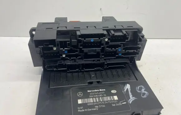 Mercedes-Benz CLC CL203 Fuse box set 2035454901 5DK00848516