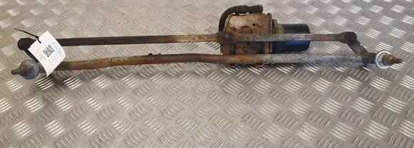 Iveco Daily 35 - 40.10 Front wiper linkage and motor