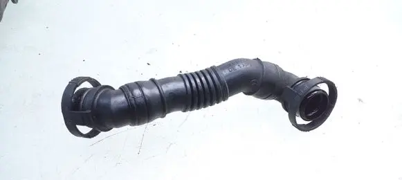 Volkswagen Touran I Breather hose/pipe 03G103493D