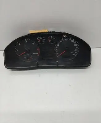 Audi A4 S4 B5 8D Speedometer (instrument cluster) 110008884001 8D0919861A
