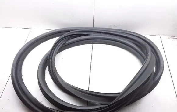 KIA Sportage Trunk rubber seal (body) 