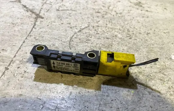 Audi A4 S4 B7 8E 8H Airbag deployment crash/impact sensor 7L0909606C 0232L2A6QGY 230304