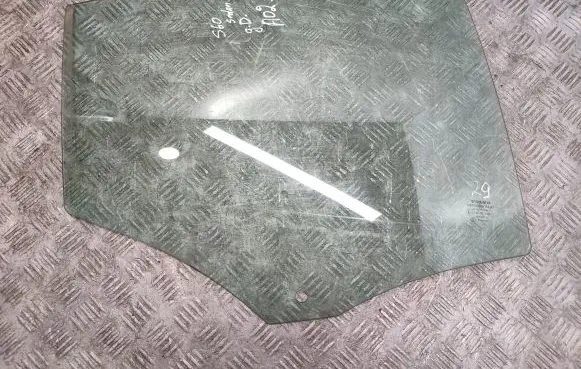 Volvo S60 Rear door window glass E000186