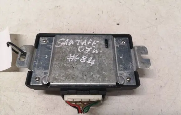 Hyundai Santa Fe Gearbox control unit/module 9544739520 4450000105M 105026217