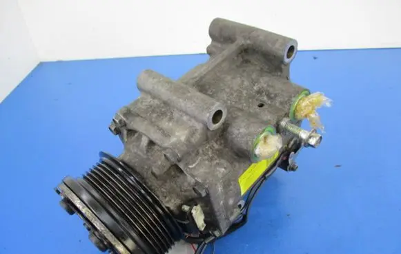 Mazda 2 Air conditioning (A/C) compressor (pump) YS4H1-9D629-AD