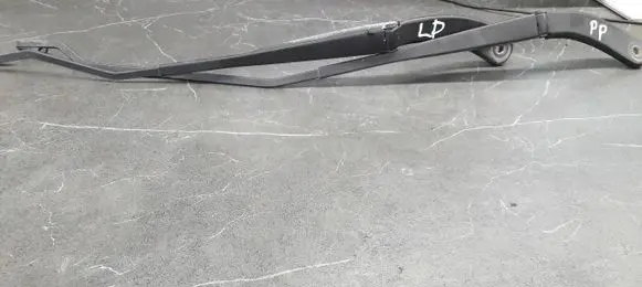 Renault Megane II Front wiper blade arm 80007147