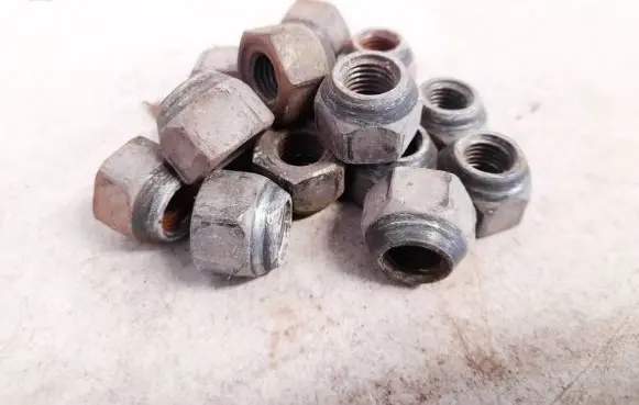 Mazda Xedos 9 Nuts/bolts 