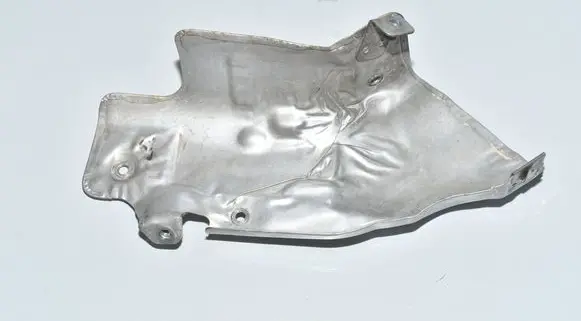 BMW 5 F10 F11 Heat shield in engine bay 7577003 11657577003