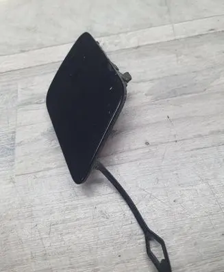 Mercedes-Benz C W204 Front tow hook cap/cover A2048850426