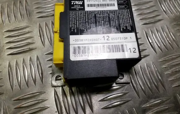 Volkswagen PASSAT B6 Airbag control unit/module 3C0909605M
