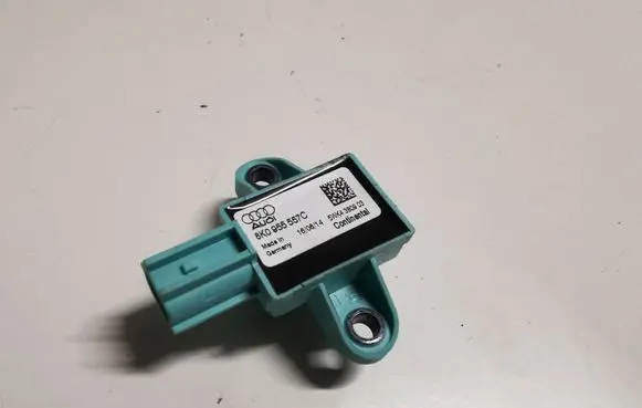 Audi S5 Facelift Airbag deployment crash/impact sensor 8K0955557C