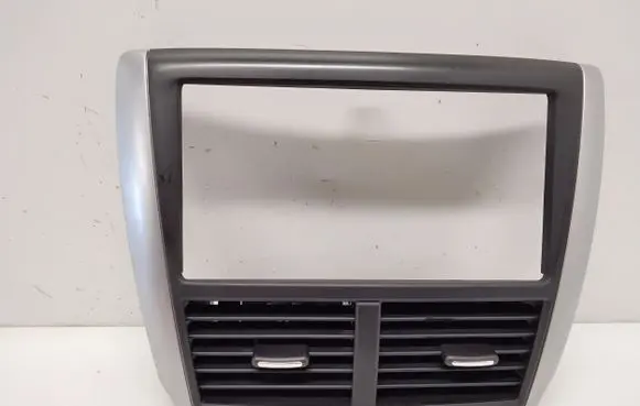 Subaru Forester SH Dash center air vent grill 66110FG020