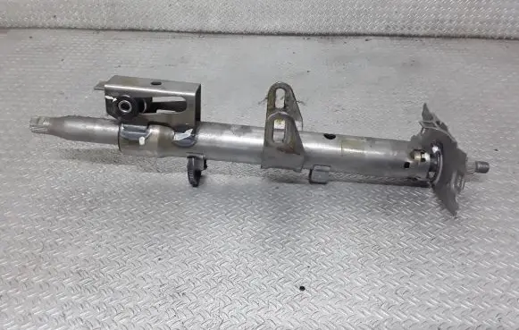 Steering wheel axle