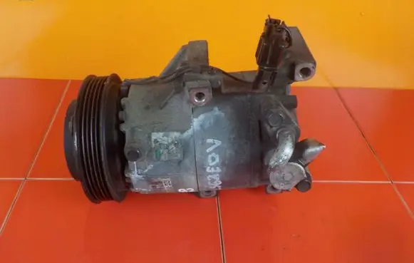Hyundai i30 Air conditioning (A/C) compressor (pump) 13XZ4