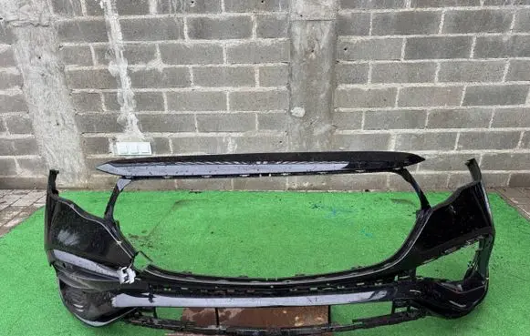 Mercedes-Benz E W214 Front bumper