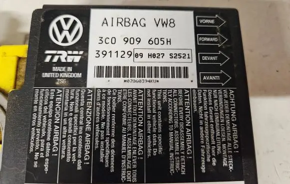 Volkswagen PASSAT B6 Engine control unit/module 3C0909605H 391129 09H027S2521