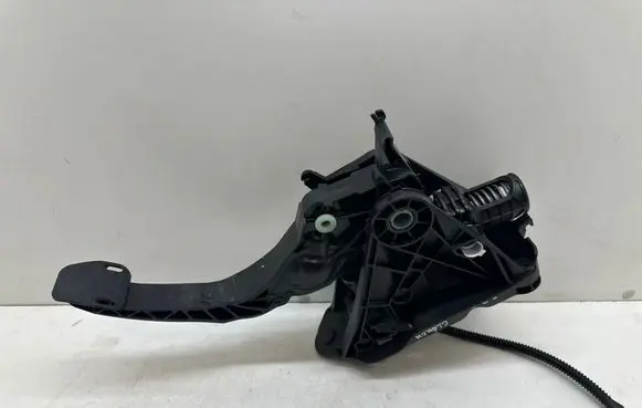 Volkswagen Caddy Clutch pedal 5Q1721059HP