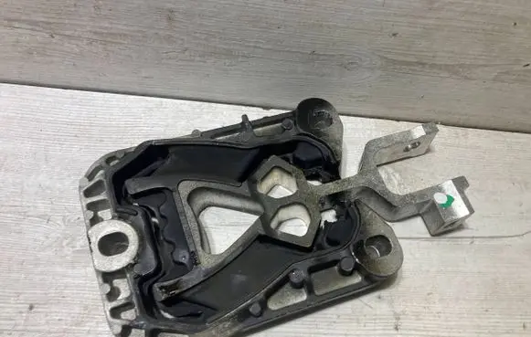 Ford Focus Gearbox mount JX616P082FA