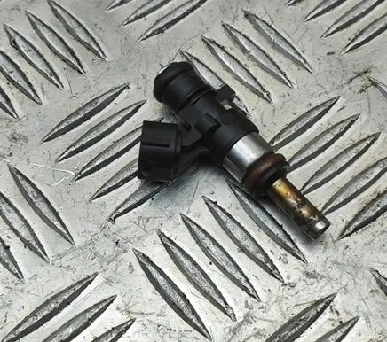 Porsche Macan (95B) Fuel injector 06L906031A 0280158266