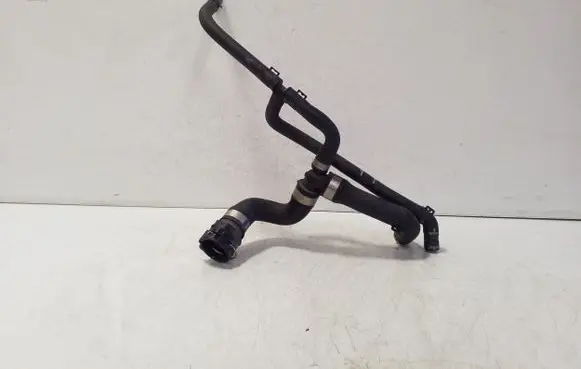Audi A1 Engine coolant pipe/hose 2Q0122101CH