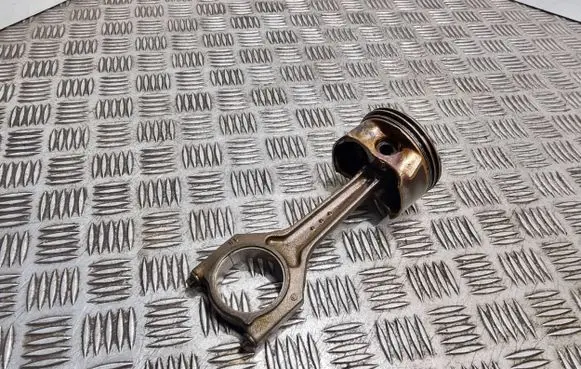 BMW 3 E46 Piston with connecting rod 7504419