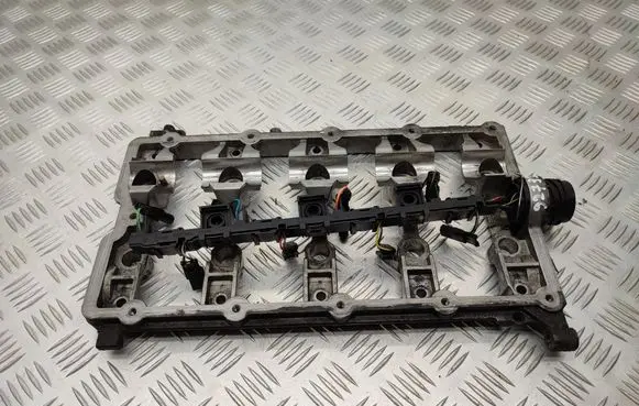 Volkswagen PASSAT B6 Camshaft holder 03G103308C bkd
